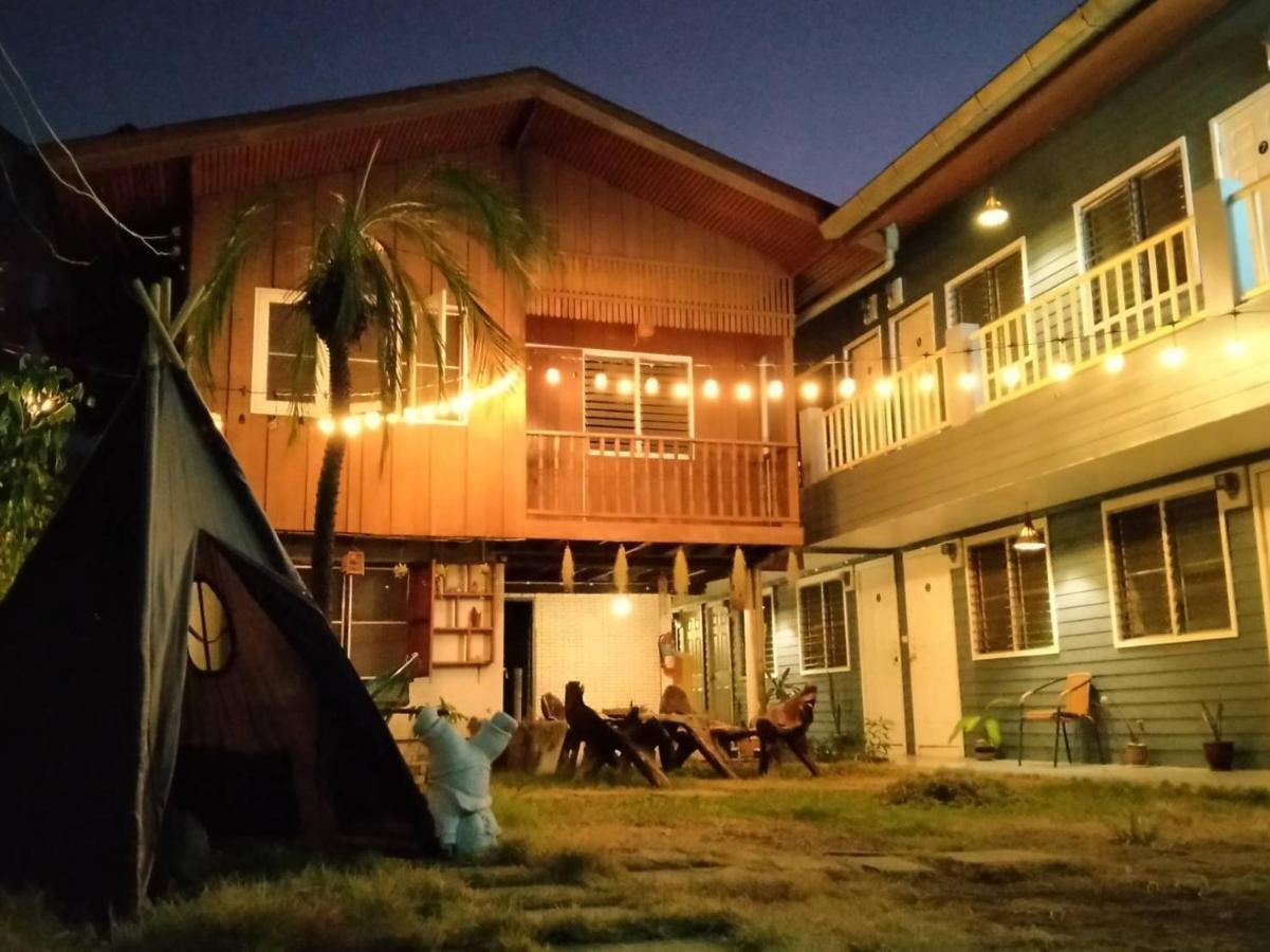 Hostel Number 4 Old Town Chiang Mai Exterior foto